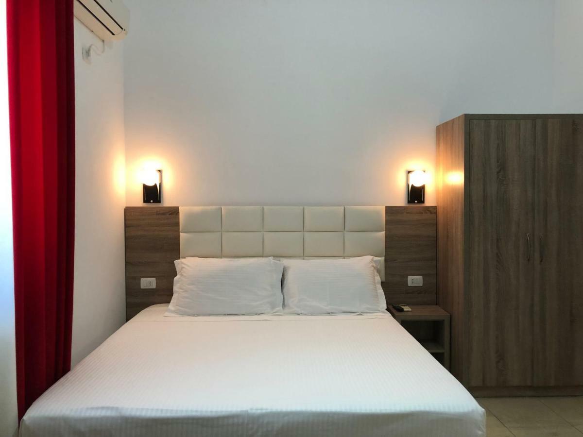 Hotel Alina 3*